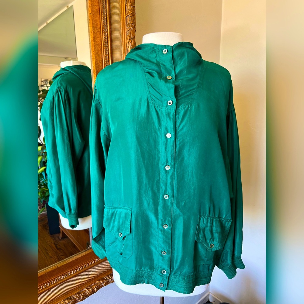 VINTAGE Emerald EVAN PICONE Silk Hooded Batwing Blouse Jacket